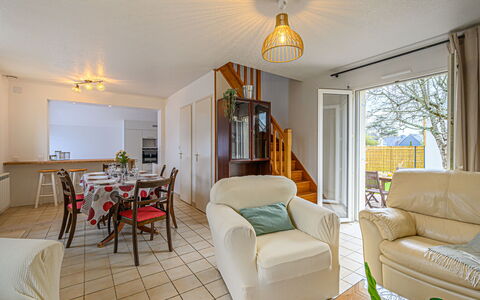Le Ketch: Water, Plant, Furniture, Swimming Pool, Property, Sky, Azure, Blue, Nature, Tree