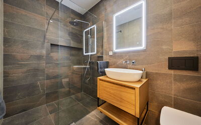 Accommodation:&nbsp;Serene Glow Nook & Terrace 140.2
