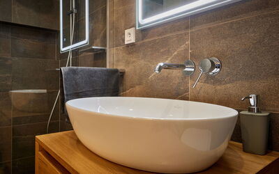 Accommodation:&nbsp;Serene Glow Nook & Terrace 140.2