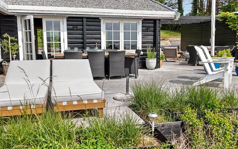Harda - 800M from the Sea: Roof, Home, Door, Cottage, Shade, Siding, Yard, Estate, Backyard