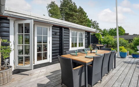 Harda - 800M from the Sea: Roof, Home, Door, Cottage, Shade, Siding, Yard, Estate, Backyard