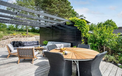 Harda - 800M from the Sea: Roof, Home, Door, Cottage, Shade, Siding, Yard, Estate, Backyard