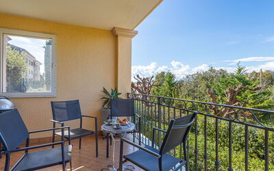 Accommodation:&nbsp;Le Clos Sainte Anne 540.2