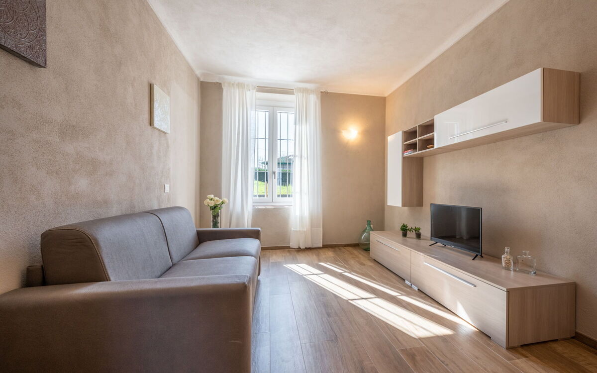 Accommodation:&nbsp;Ulivo 100.1