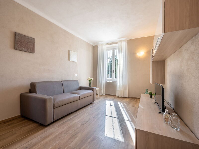 Accommodation:&nbsp;Ulivo 100.1