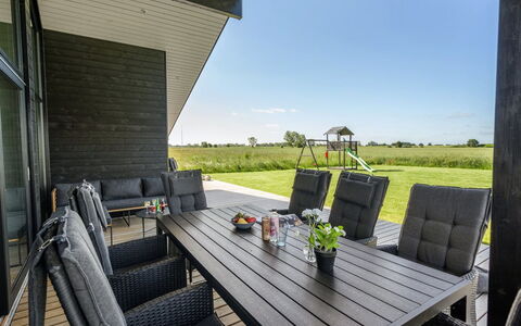 Thalie - 400M from the Sea: Blue, Shrub, Cottage, Groundcover, Garden, Estate, Shade, Landscaping, Farmhouse, Eco Hotel