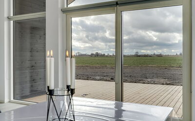 Thalie - 400M from the Sea