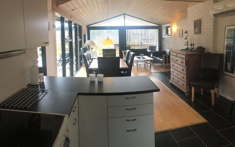 Wilmer - 40Km from the Sea: Roof, Home, Door, Cottage, Shade, Siding, Yard, Estate, Backyard