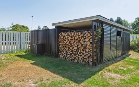 Haidi - 300M from the Sea: Furniture, Interior Design, Flooring, Wood, Floor, Ceiling, Wood Flooring, Chair, Table, Lighting