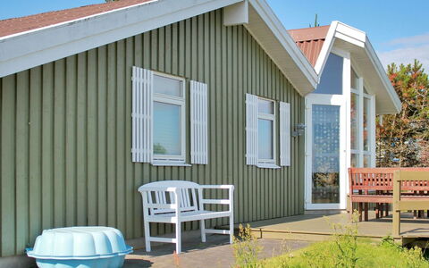 Annick - 300M from the Sea: Blue, Shrub, Cottage, Groundcover, Garden, Estate, Shade, Landscaping, Farmhouse, Eco Hotel