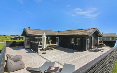 Frederik - 250M from the Sea