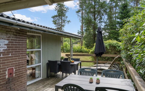 Arnia - 30Km from the Sea: Grass, Grassland, Landscape, Ecoregion, Plain, Plant Community, Land Lot, Outdoor Furniture, Prairie, Shrubland