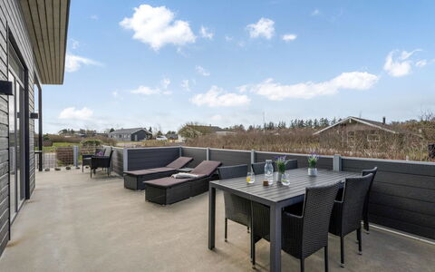 Gela - 1.3Km to the Fjord: Architecture, Roof, Home, Composite Material, Daylighting, Siding, Driveway