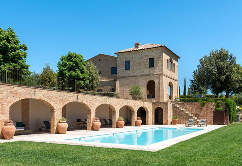 Podere D'Asso: Plant, Sky, Building, Water, Tree, Grass, House, Landscape, Residential Area, Leisure