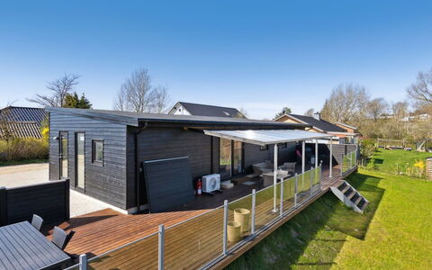 Thorlaf - 200M from the Sea: Roof, House, Land Lot, Home, Cottage, Estate, Garden Buildings, Shade, Log Cabin, Landscaping