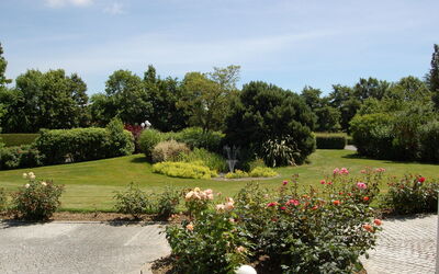 Accommodation:&nbsp;L' Hermine 100.3
