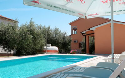 Accommodation:&nbsp;Martina 129.1