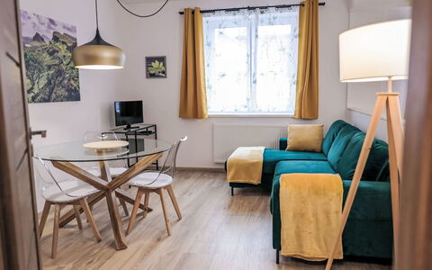 Accommodation:&nbsp;Atom 250.10