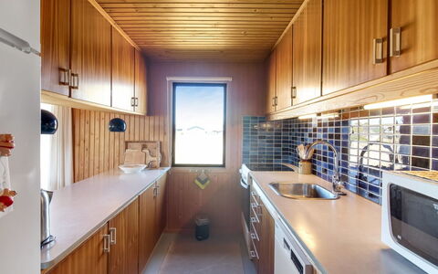 Mira - 375M from the Sea: Cottage, Shed, Hut, Farmhouse, Prairie, Shack, Barn, Log Cabin, Garden Buildings