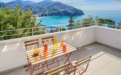 Casa Grande Mare - Levanto: Water, Sky, Building, Property, Cloud, Wood, Chair, Outdoor Furniture, Shade, House