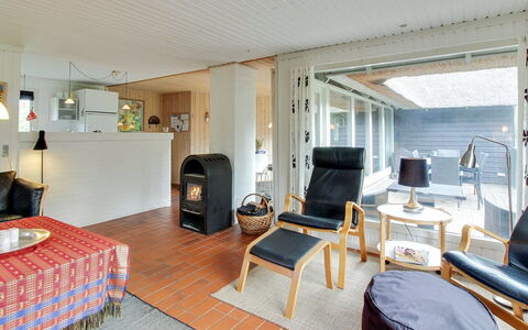 Eetu - 1.3Km from the Sea: Grass, House, Roof, Home, Cottage, Shrub, Land Lot, Rural Area, Farmhouse, Groundcover
