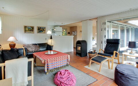 Eetu - 1.3Km from the Sea: Window, Facade, Residential Area, Home, Composite Material, Sash Window, Estate, Siding, Daylighting