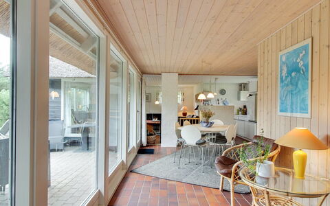 Eetu - 1.3Km from the Sea: Window, Facade, Residential Area, Home, Composite Material, Sash Window, Estate, Siding, Daylighting