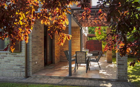 Toscana: Shade, Brick, Garden, Yard, Wood Stain, Outdoor Furniture, Backyard, Landscaping, Design, Outdoor Structure