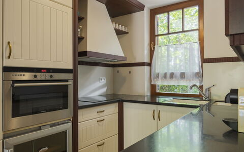 Toscana: Wood, Interior Design, Cabinetry, Kitchen, Flooring, Ceiling, Kitchen Appliance, Home, Lighting, Countertop