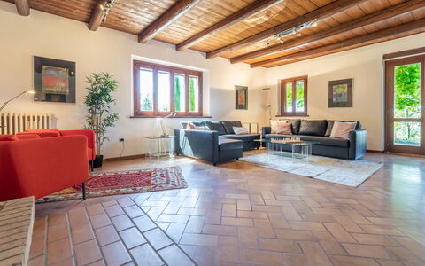 Casa Bellavista: Furniture, Houseplant, Couch, Window, Living Room, Interior Design, Flooring, Floor, Wood, Hall