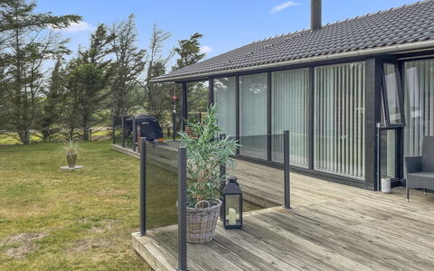 Telma - 200M from the Sea: Home, Cottage, Estate, Landscaping, Larch, Farmhouse, Balcony, Mountain Village