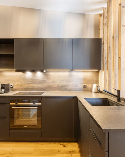 Mit Balkon 900.7