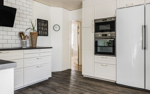 Ryedal: Cabinetry, Kitchen Appliance, Home Appliance, Wood, Building, Kitchen, Interior Design, Countertop, House, Flooring