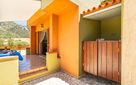 Luli: Property, Plant, Door, Interior Design, Wood, Architecture, Shade, Floor, Flooring