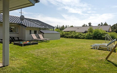Thove - 600M from the Sea: Grass, Roof, House, Home, Land Lot, Lawn, Cottage, Garden, Groundcover, Shade