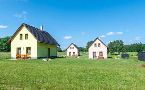 Agáta 2: Cloud, Sky, Building, Natural Landscape, Plant, Land Lot, House, Tree, Window, Cottage