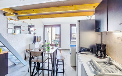 Accommodation:&nbsp;Palmyra 968.7
