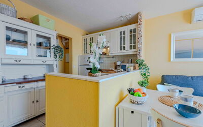 Accommodation:&nbsp;Palmyra 968.3