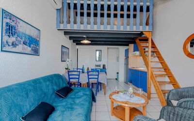 Accommodation:&nbsp;Palmyra 968.5