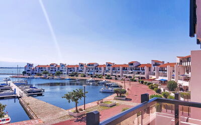 Accommodation:&nbsp;Palmyra 968.10