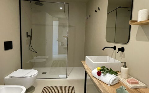 Accommodation:&nbsp;Casa Mia 4 654.4