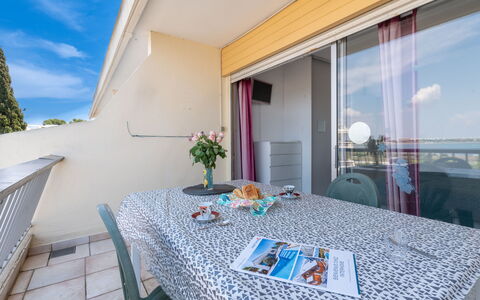 Le Beaupré: Furniture, Building, Sky, Azure, Window, Interior Design, Table, Shade, Plant, Floor