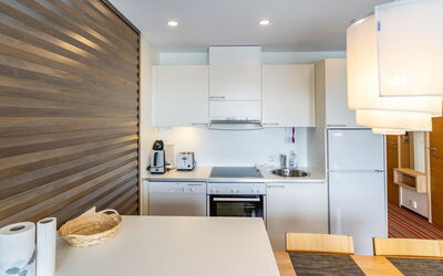Nordic Chalet 9402