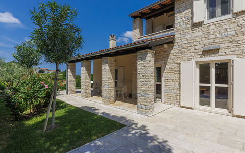 Villa Anita: Water, Sky, Building, Plant, Property, Swimming Pool, Azure, Tree, Window, House