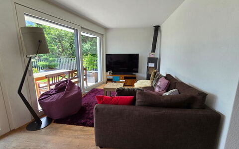 Sonnenbergweg 5: Furniture, Interior Design, Flooring, Floor, Wood, Wood Flooring, Room, Lighting, Living Room, Couch