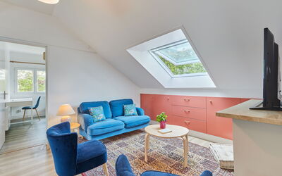 Accommodation:&nbsp;Le Laizon 2 200.2