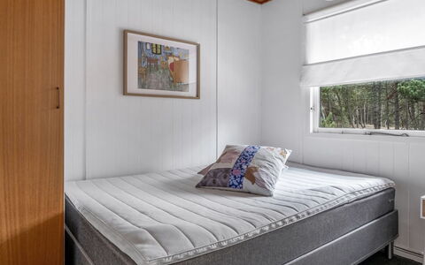 Sofus - 500M from the Sea: Bedroom, Bed, Bed Sheet, Linens, Bedding, Interior Design, Floor, Bed Frame, Mattress
