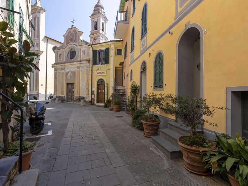 Accommodation:&nbsp;Fico 619.5