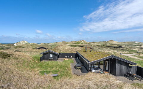 Ilmari - 190M from the Sea: House, Roof, Home, Cottage, Shed, Garden Buildings, Siding, Yard, Log Cabin, Hut