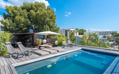 Vistamar: Water, Sky, Cloud, Plant, Property, Swimming Pool, Azure, Building, Tree, Body Of Water